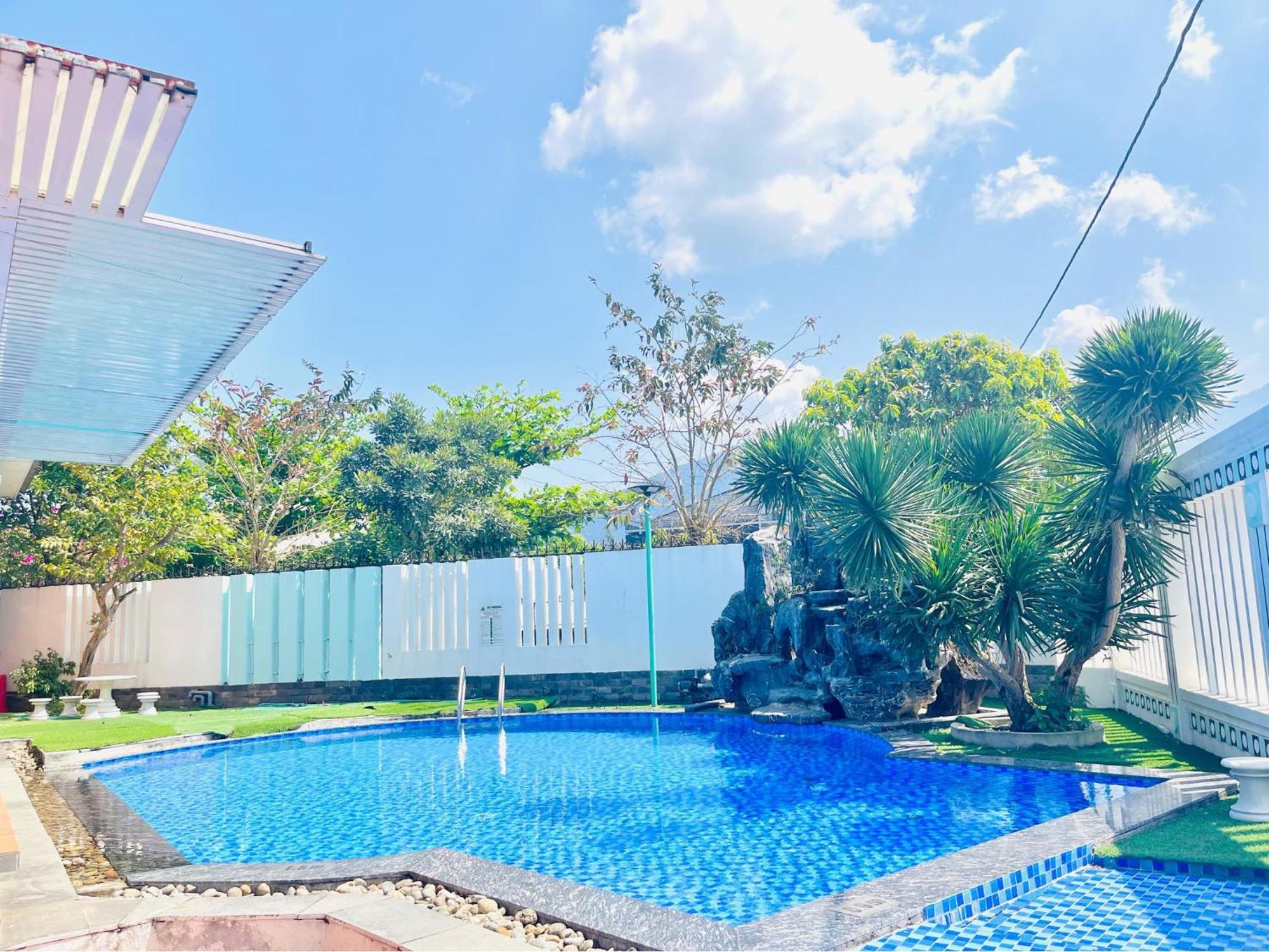B&H Villa - Villa Has Swimming Pool 陵姑湾 外观 照片